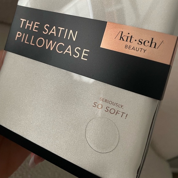 Kitsch Satin Pillowcase Ivory White - Picture 9 of 9